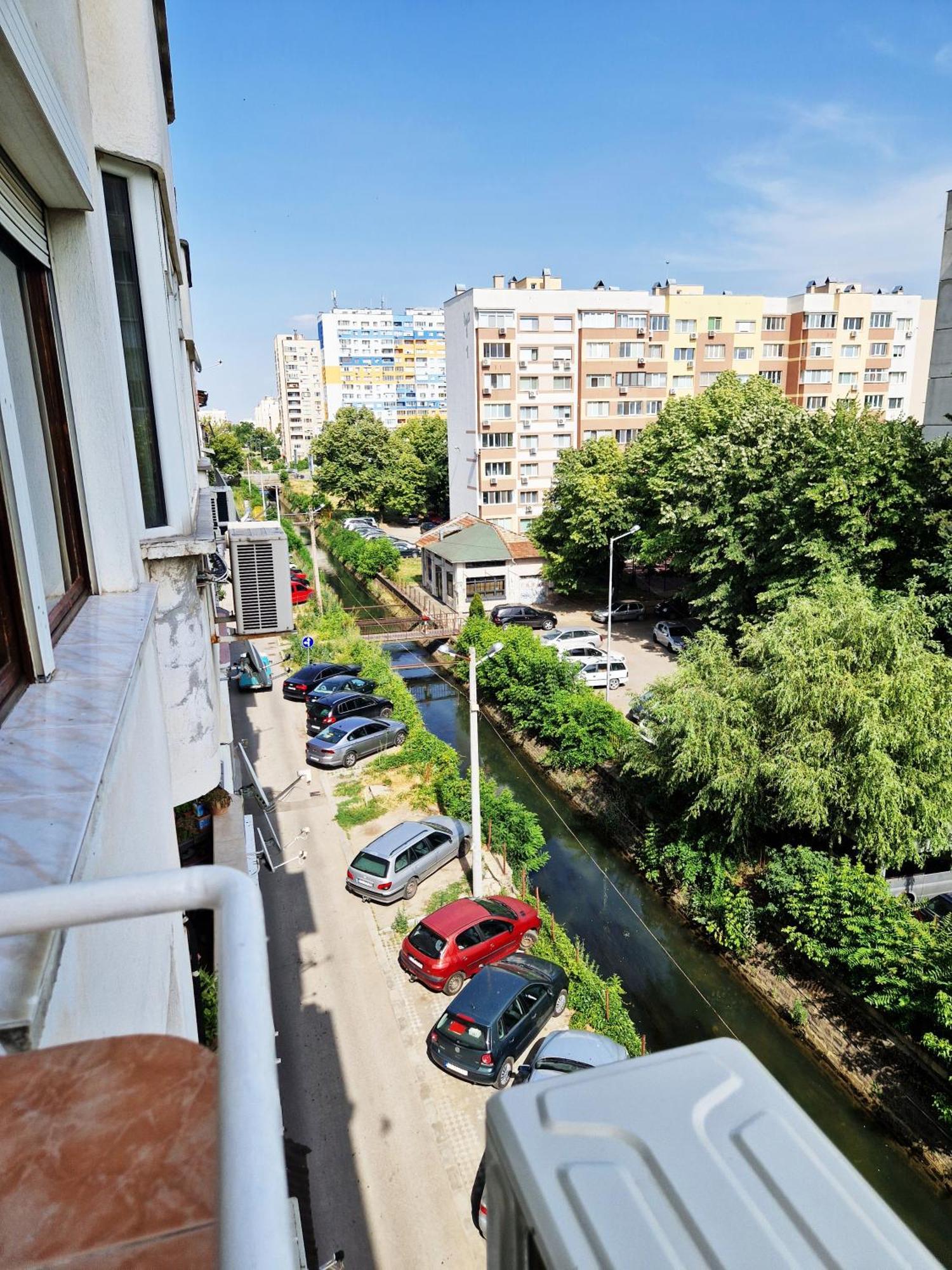 Central Apartment - Spacious Designer Property In Stara Zagora Exterior photo